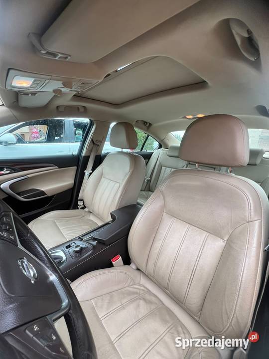 Opel Insignia sedan bogate wyposażenie automat Błędów
