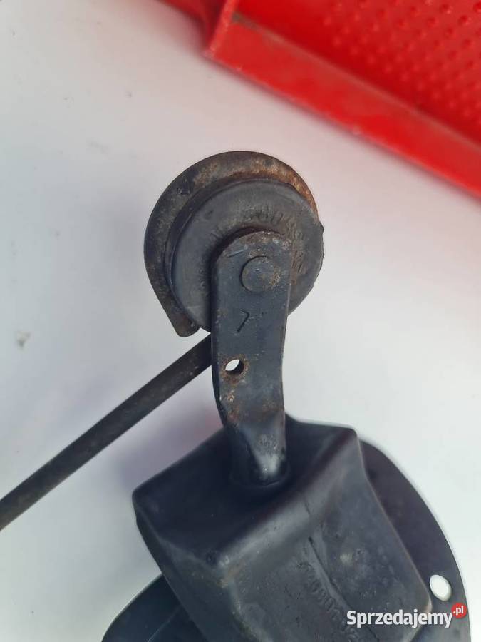 Cięgno pedału gazu mercedes w126 300se Dobrodzień