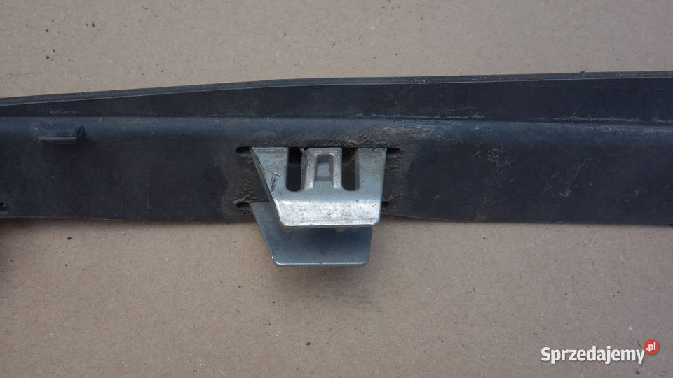 MERCEDES W212 LIFT SEDAN LISTWA CHROM ZDERZAKA