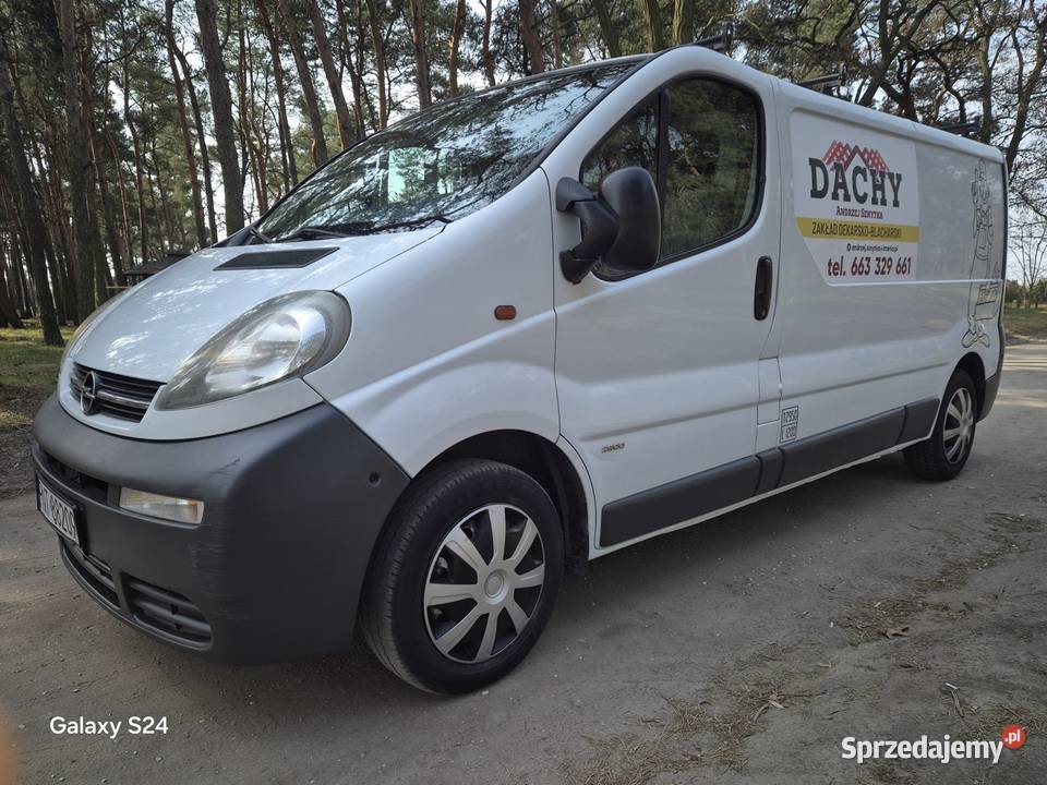 Opel Vivaro 19 CDTI 100 LONG 2006 3 osoby paka Izbica Kujawska sprzedam