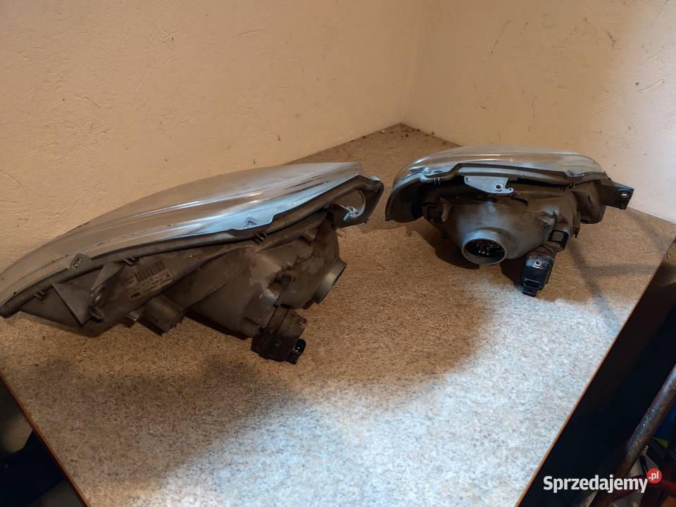 Sprzedam lampy przednie do NowanaMaster Trafić wielkopolskie Gniezno