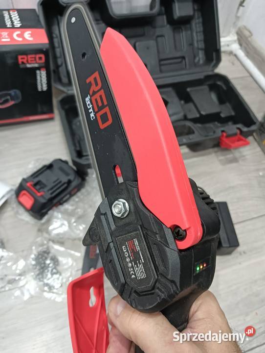 Piła pilarka do drewna łańcuchowa akumulatorowa Wałbrzych