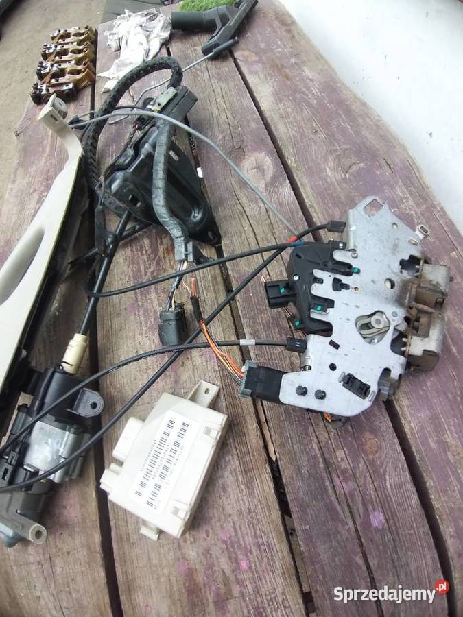 MECHANIZM DRZWI ELEKTRYCZNYCH CHRYSLER Motoryzacja
