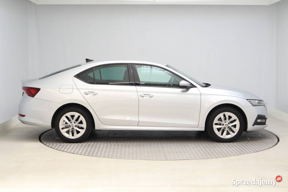 Skoda Octavia 20 TDI światła przeciwmgielne