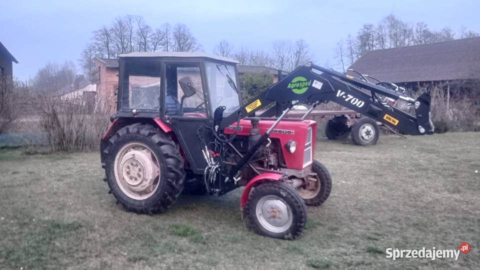 Ładowacz czołowy firmy Agrosped model V700 Ładowacze czołowe