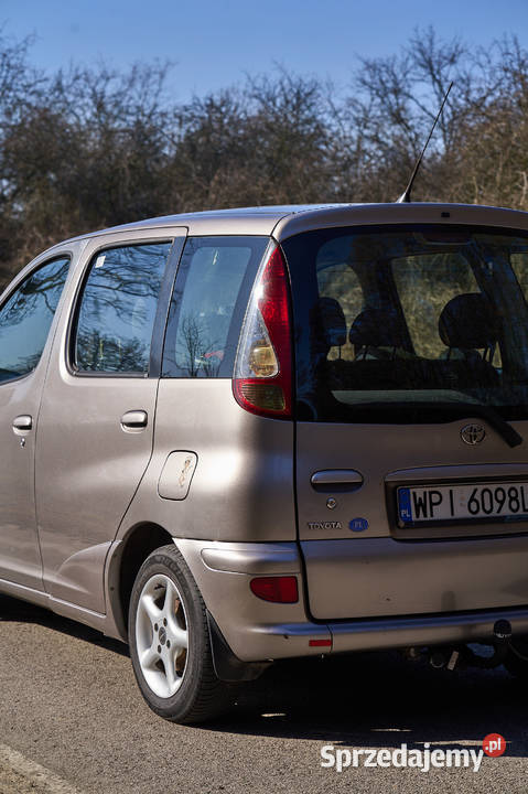 Toyota Yaris 14 D4D 2004 Klima Świeże opony stan Yaris Verso Piaseczno