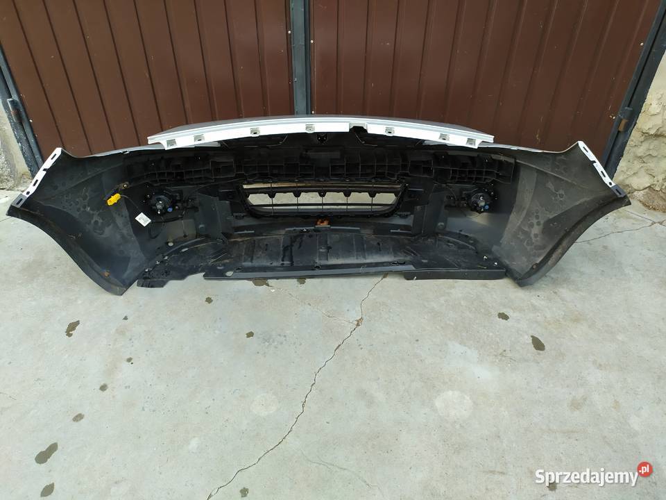 Kompletny zderzak przód przedni Renault Scenic osobowe Miejska Górka sprzedam