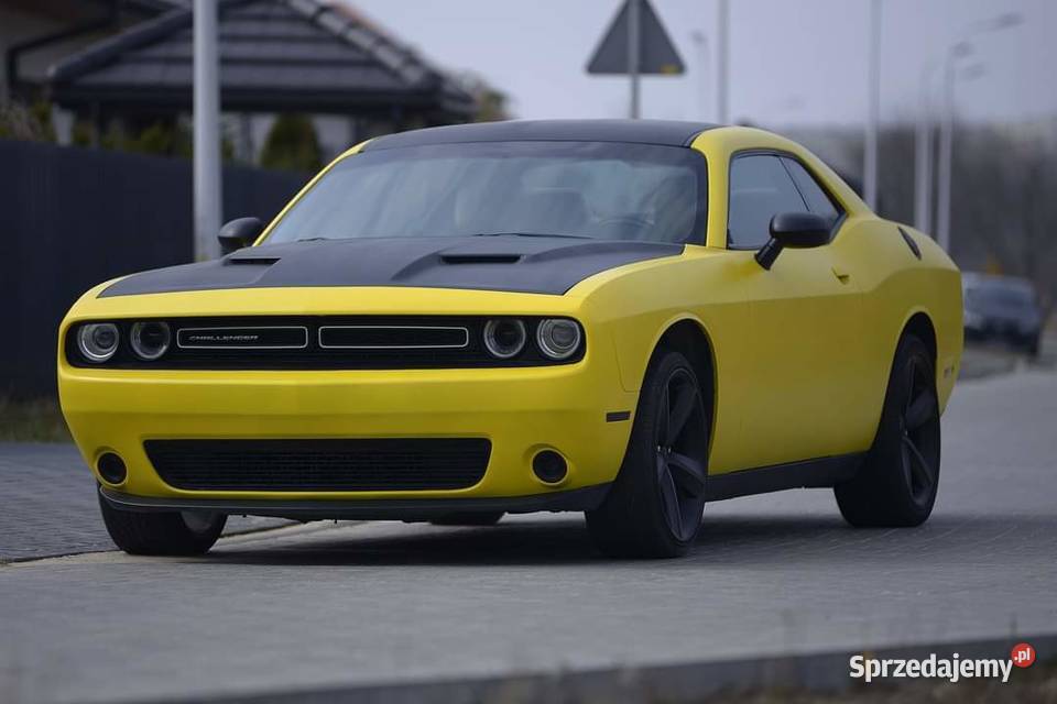 Dodge Challenger V6 dodatki SRT FV23 w Challenger Bełchatów