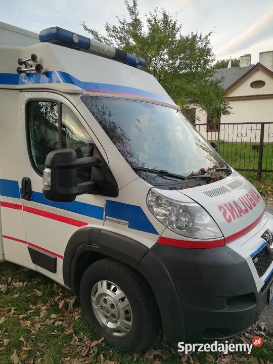 Peugeot boxer ambulans 30 noszę stryker kontener Zalesie