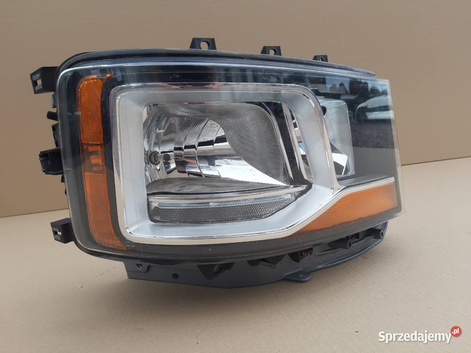 SCANIA R S REFLEKTOR PRAWY LAMPA 2655843 Trzciel