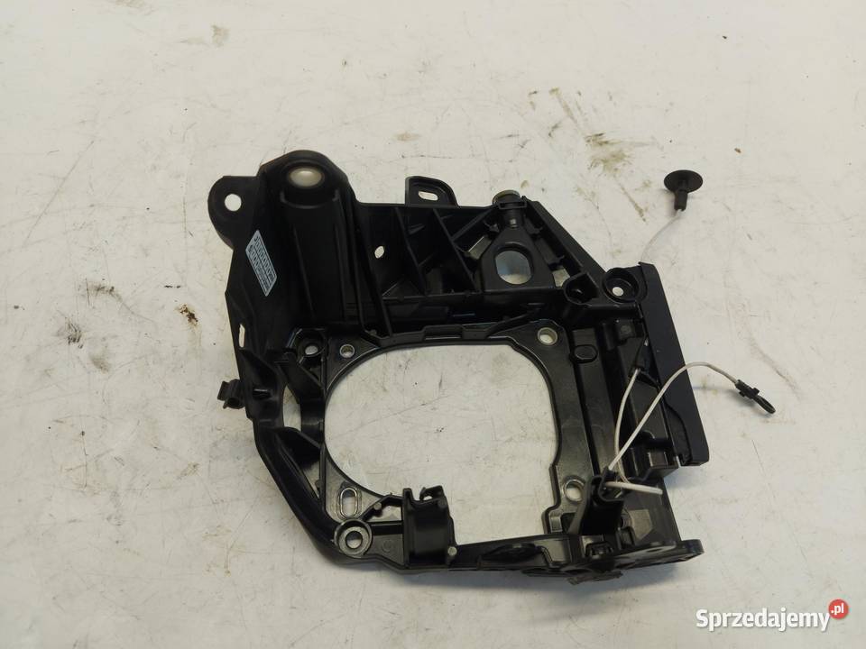 PORSCHE Taycan 4S 9J1 Obudowa gniazda ładowania