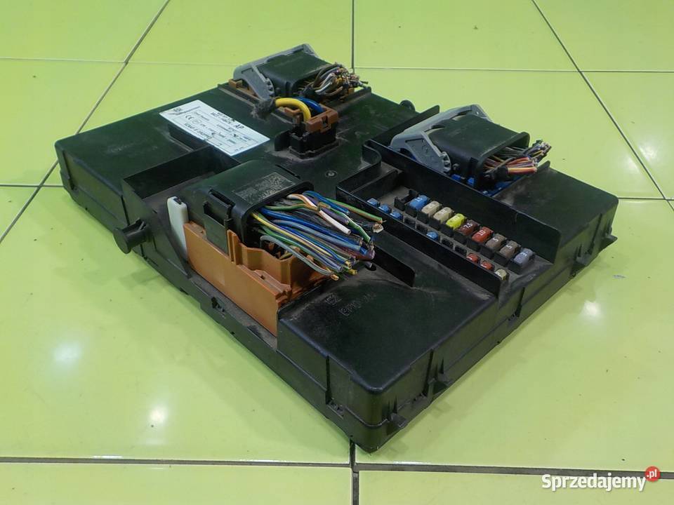 TRANSIT MK8 VIII 22 15r skrzynka bezpiecznikow sprzedam