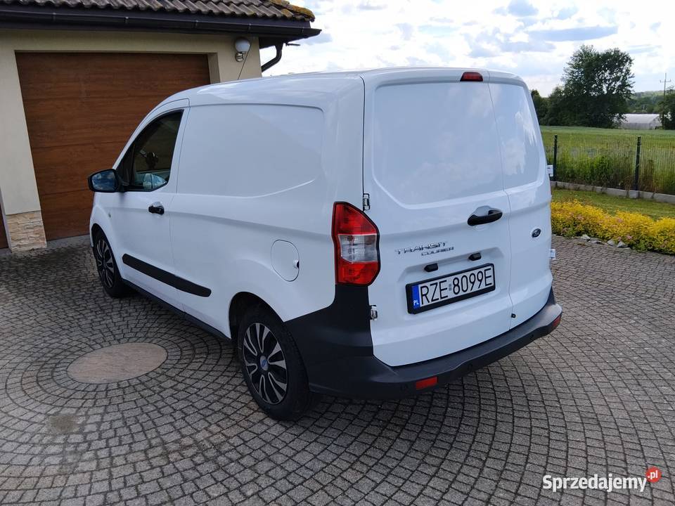 Ford Transit Courier