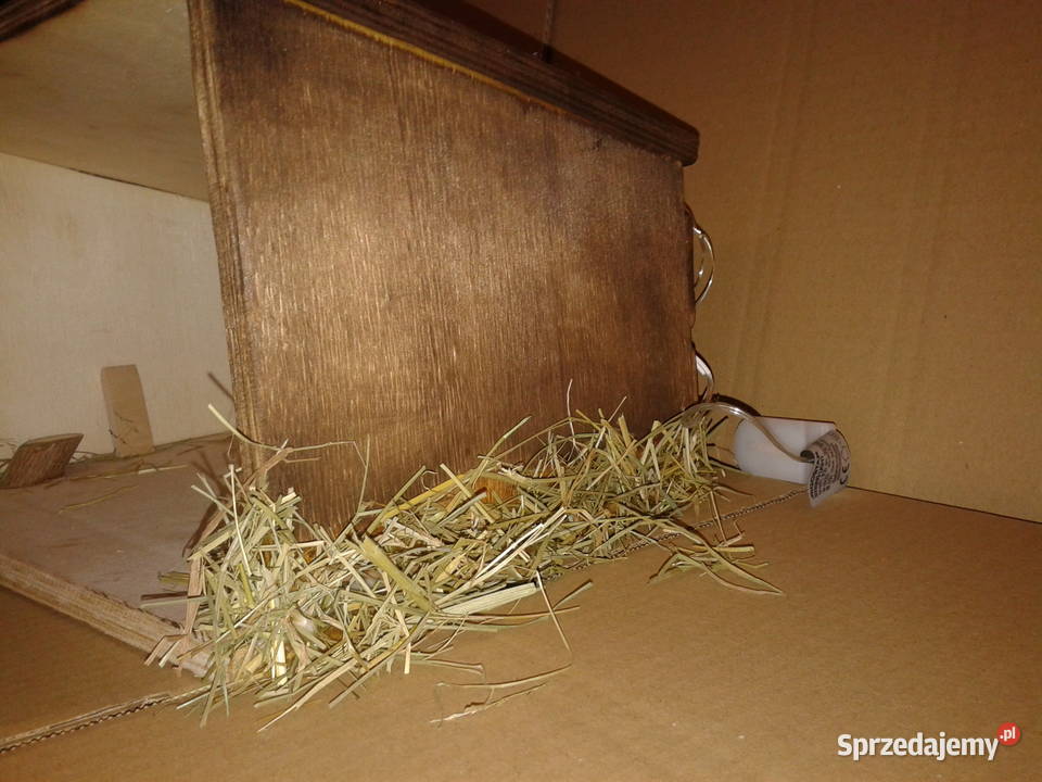 Szopka betlejemska z oświetleniem z figurkami łódzkie