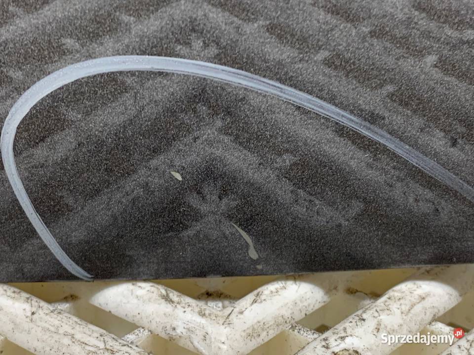 DRZWI LEWY TYŁ DACIA DUSTER SUV 1018 GRIS COMETE osobowe