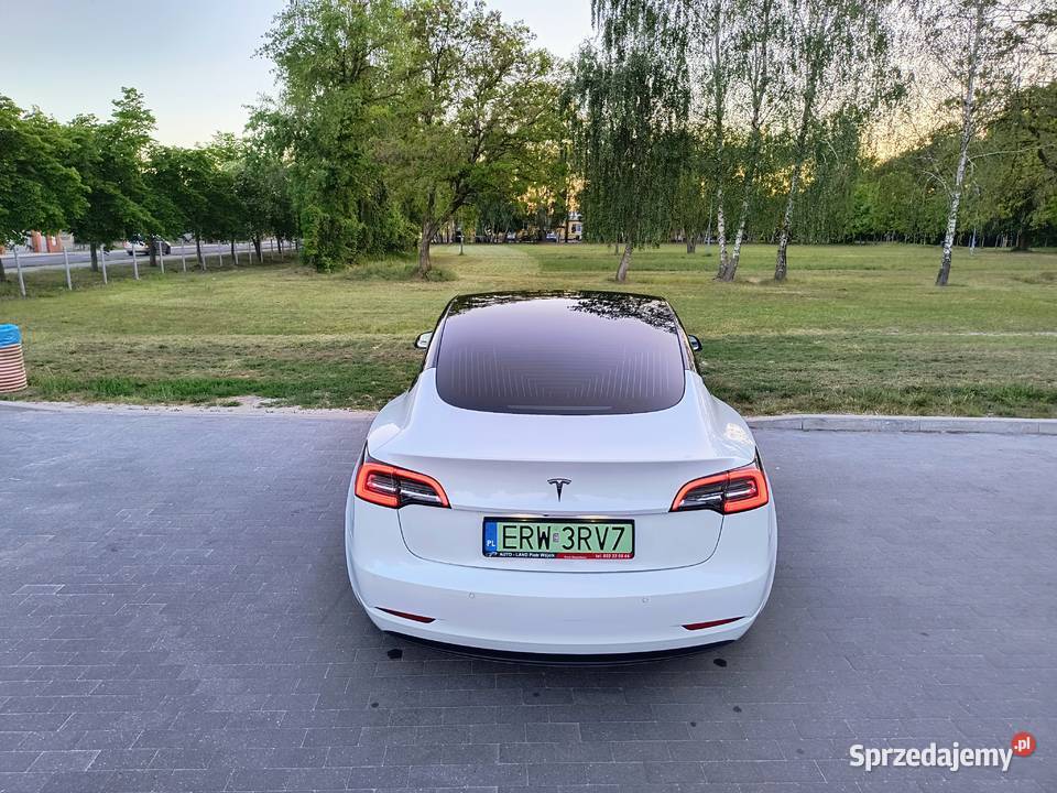 TESLA MODEL 3 SR FV Auto z UE łódzkie Rawa Mazowiecka