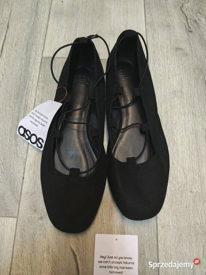42 ASOS Design Czarne baleriny wieczorowe z