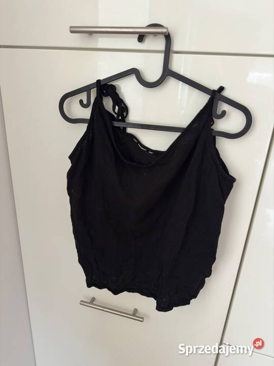 Czarna podkoszulka z wiązaniem L Bluzki i koszule pomorskie Gdańsk