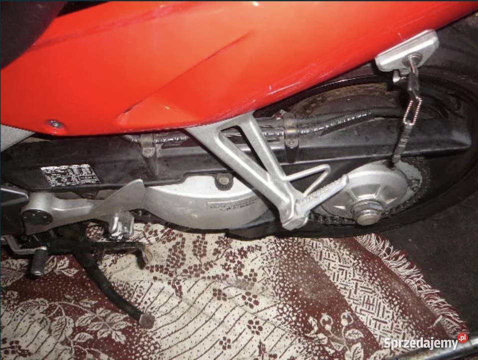 Osłona obudowa łańcucha honda vfr 800 rc46 sprzedam