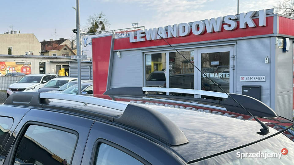Dacia Duster 16 Benzyna Zarejestrowany światła przeciwmgielne Elbląg sprzedam