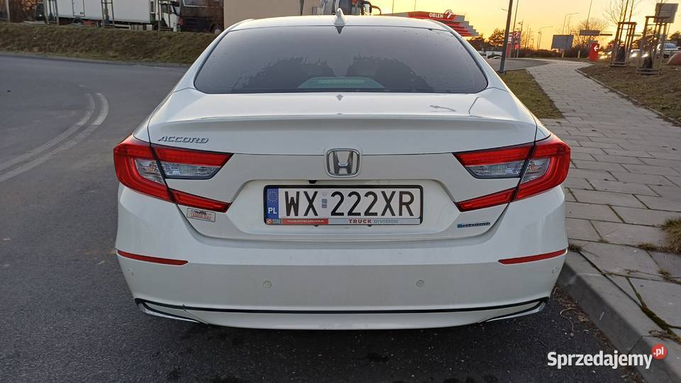 Honda Accord X 20 Hybrid 212 niski przebieg sprzedam