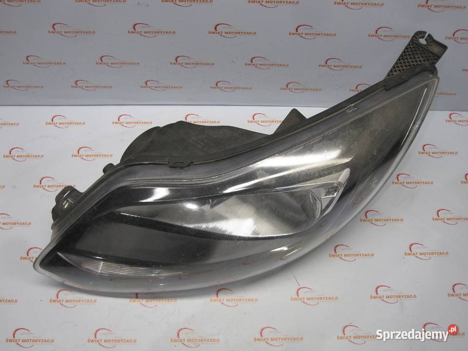 FORD FOCUS MK3 III 13r lampa lewa przód ANGLIK osobowe Kielce