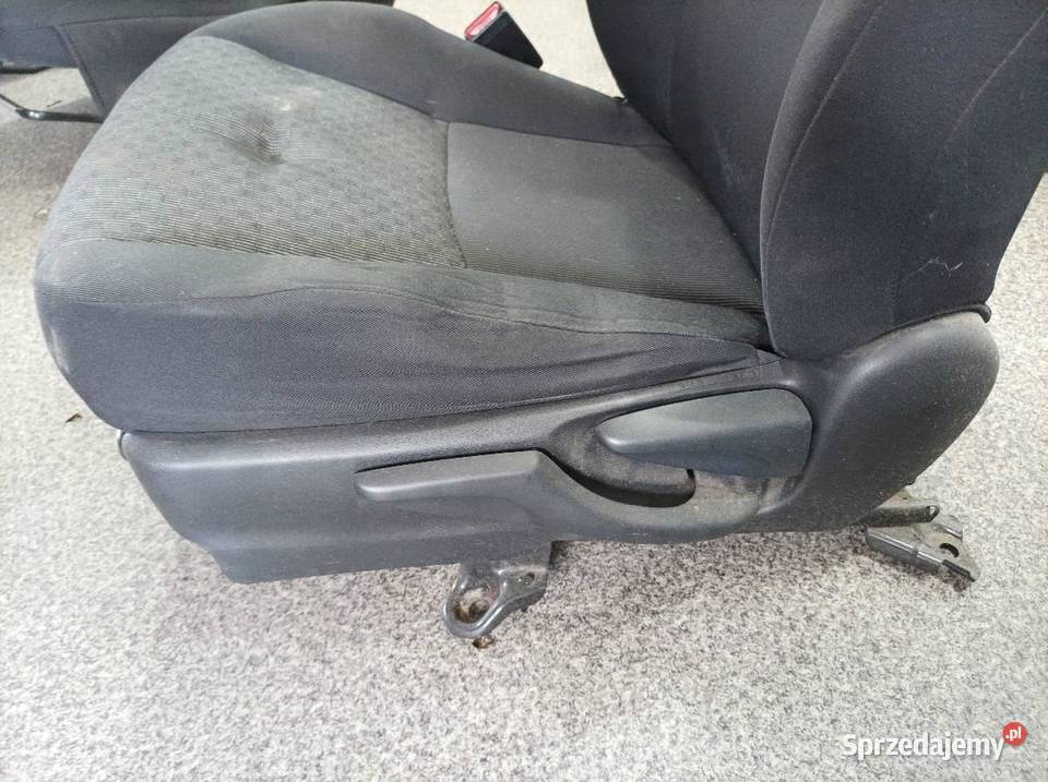 FOTELE KANAPA BOCZKI PRZÓD 5D Toyota Yaris III Fotele i kanapy świętokrzyskie