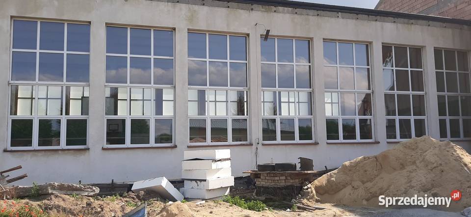 OKNA Z DEMONTAŻU HALI Czarna sprzedam