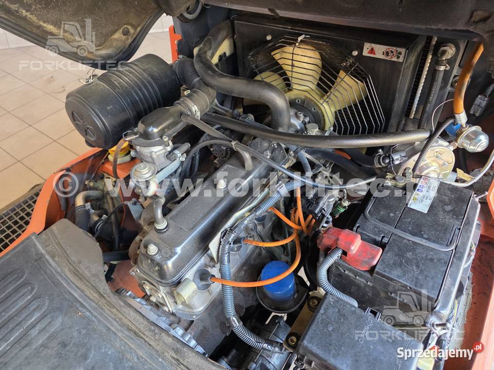 Wózek Widłowy TOYOTA 7FGF25 Triplex TOYOTA 7FG25