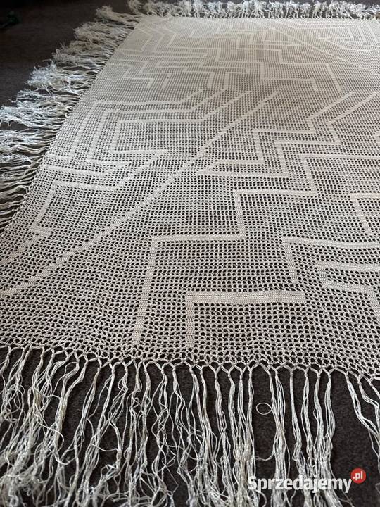 obrus szydełkowy z frędzlami rękodzieło inny kolor Zabrze sprzedam