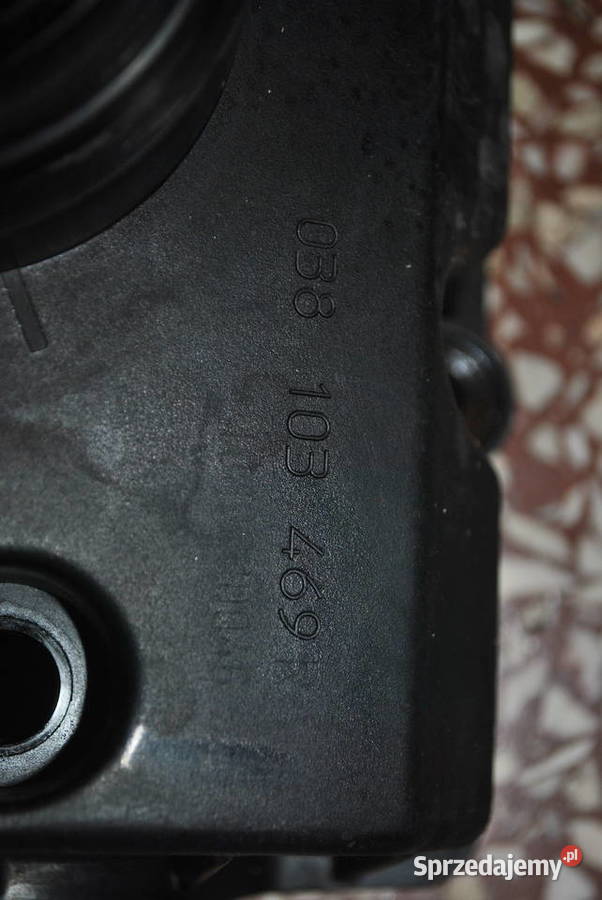 Pokrywa klawiatury zaworów AUDI VW SEAT SKODA 19 Silniki i osprzęt Poręba