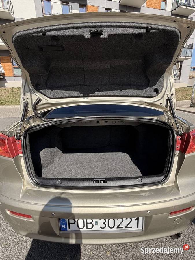 Mitsubishi Lancer 15 109 2009Bezwypadkowy Poznań