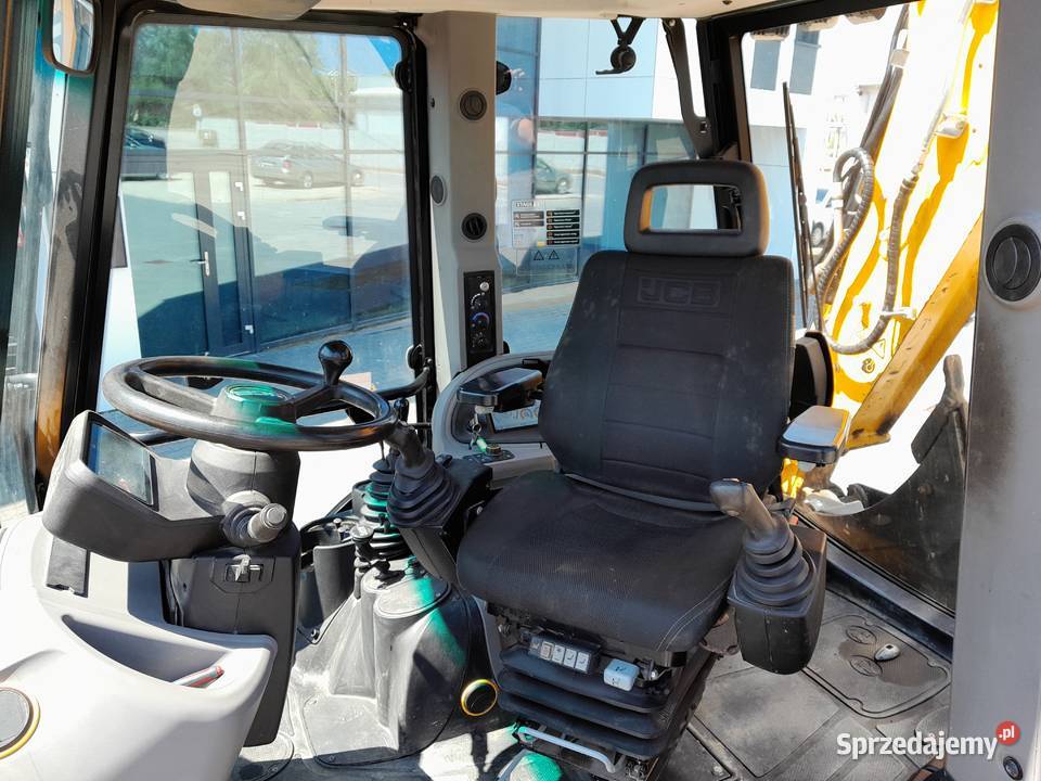 KOPARKOŁADOWARKA JCB 3CX 4CX CAT CASE HOLLAND Kabina