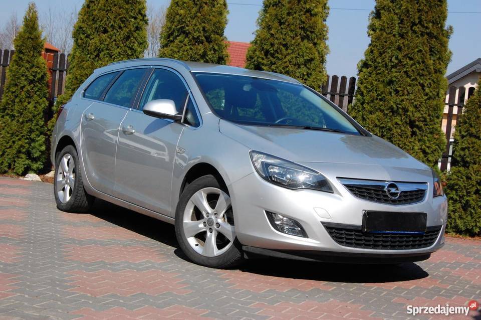 Opel Astra srebrny 4/5 Zawiercie
