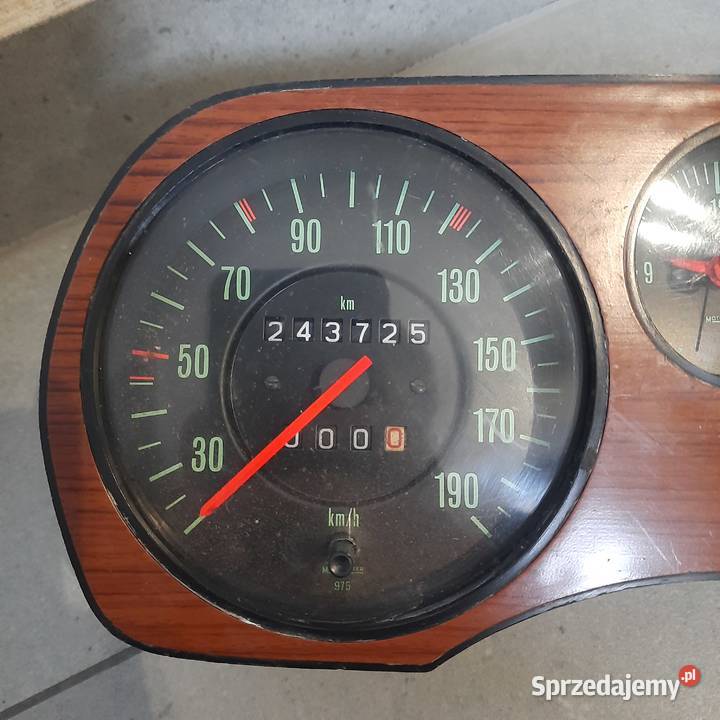 Licznik Volkswagen Passat B1 z zegarkiem osobowe Motoryzacja