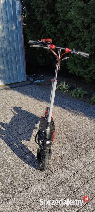 Hulajnoga elektryczna ENGWE Y600 830W w zestawie Hulajnogi elektryczne
