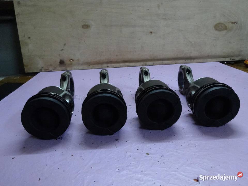 COROLLA VERSO 22 D 09R 136 6KA19874 86278 TŁOK osobowe sprzedam