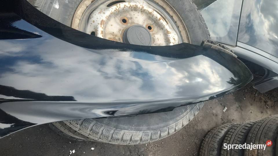 Błotnik lewy przód przedni Hyundai i40 lift NKA sprzedam