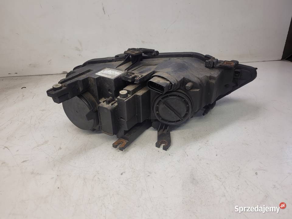 REFLEKTOR LEWY PRZÓD AUDI A4 B8 LIFT 8K0941003AC Przystajń
