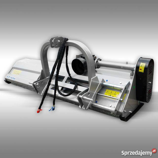 Przesuwna hydraulicznie kosiarka bijakowa 240