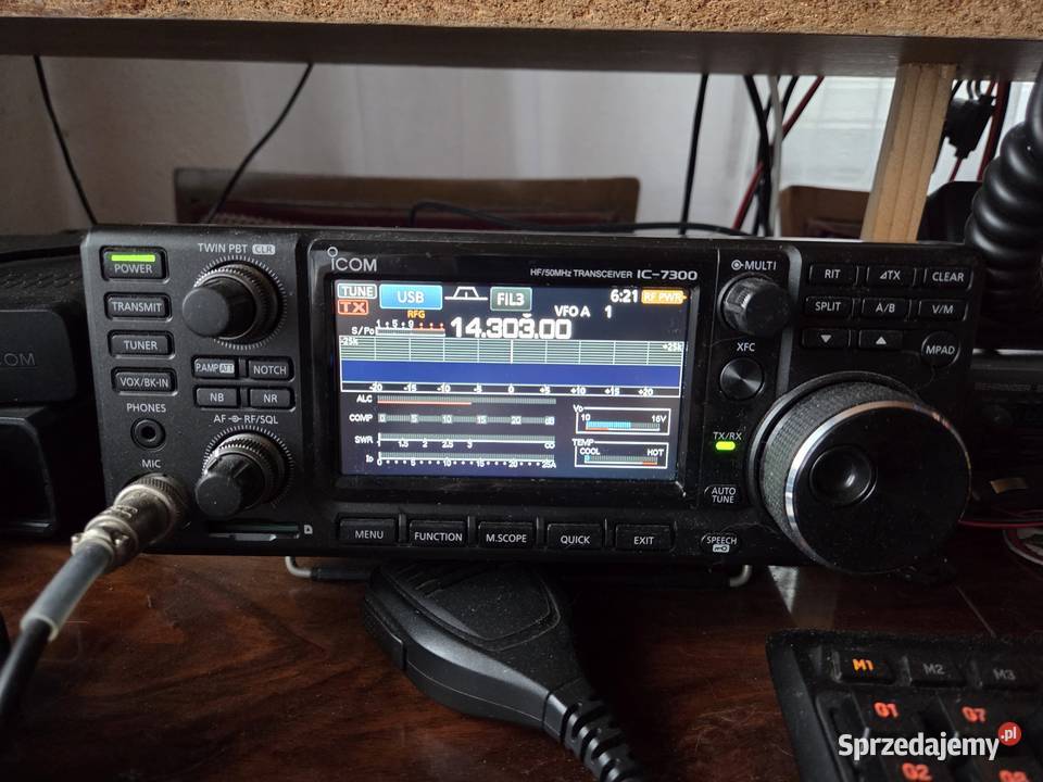Icom IC7300