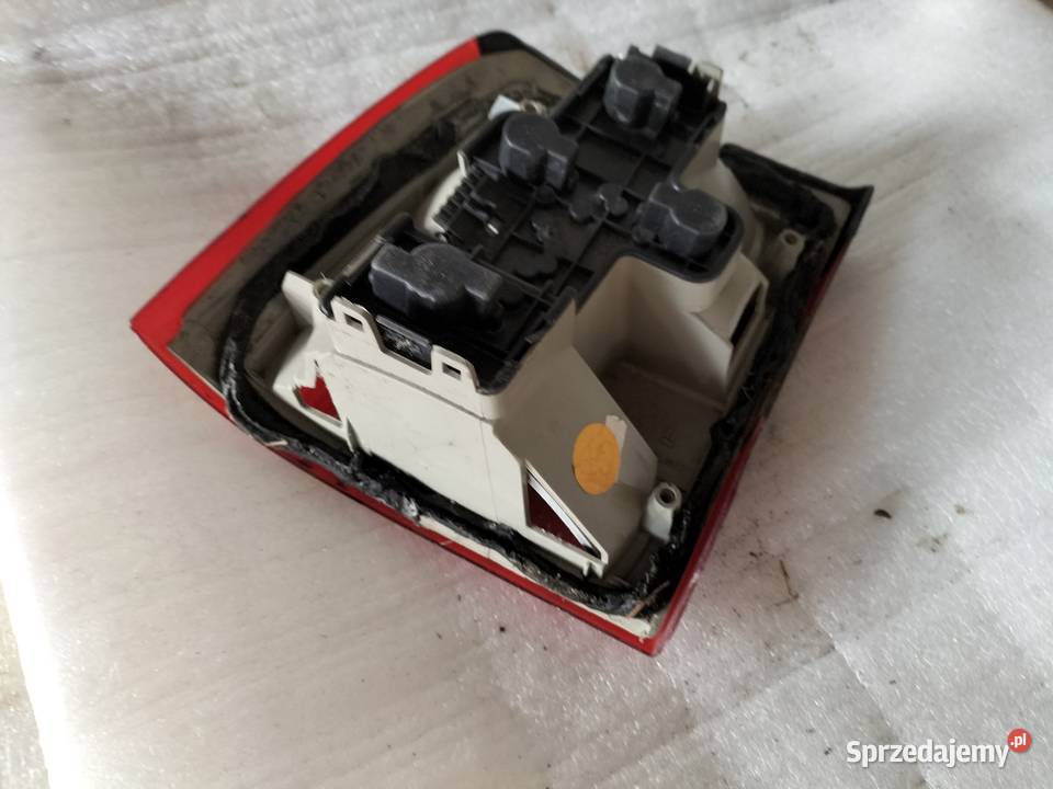 OPEL VECTRA A lampa prawa tylna tył prawy Kamień-Kolonia