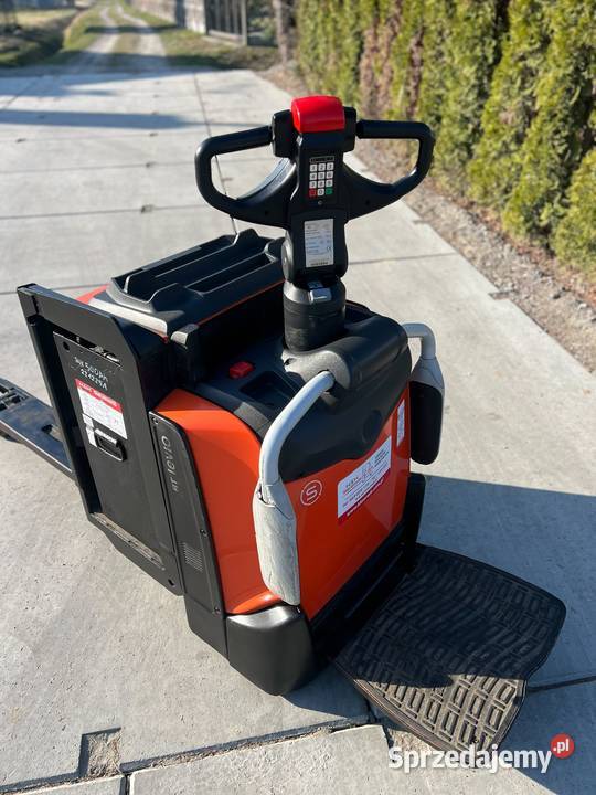 Wózek paletowy elektryczny BT LPE 250 WYNAJEM elektryczny Rzeszów