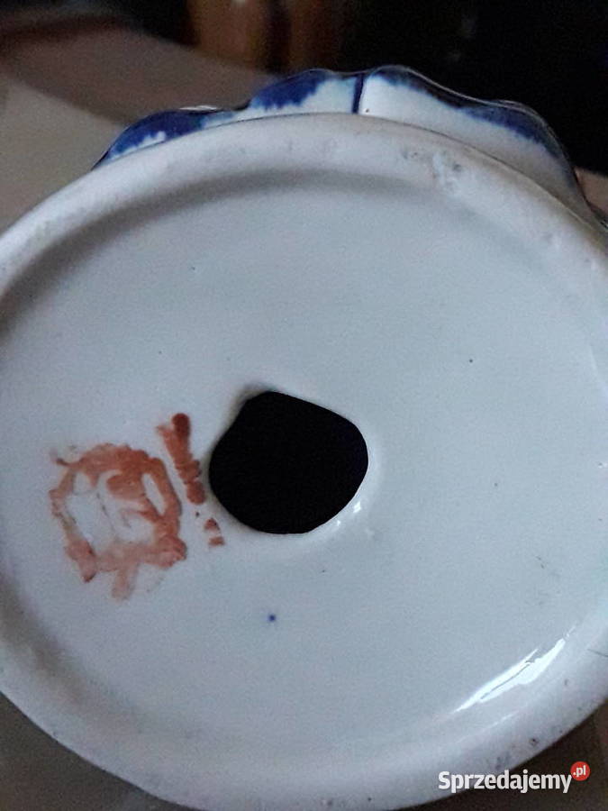 Dama w krynolinie figurka porcelanowa Z Porcelana i szkło Janów Lubelski