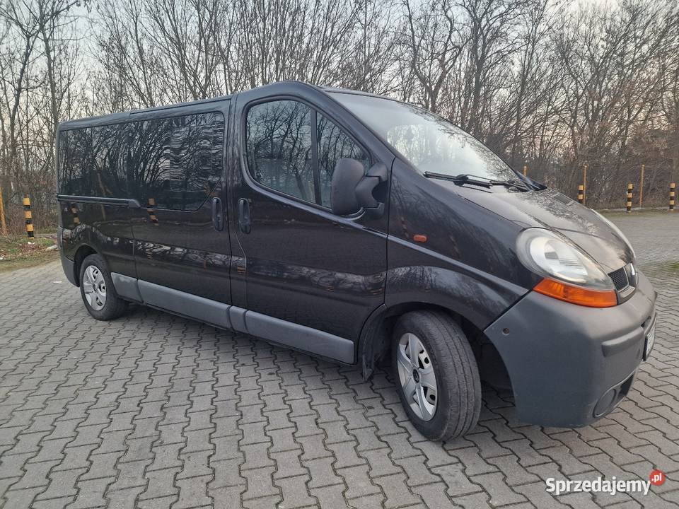 Renault Trafic 25 9 osobowy Rok produkcji 2004 Sulejów sprzedam