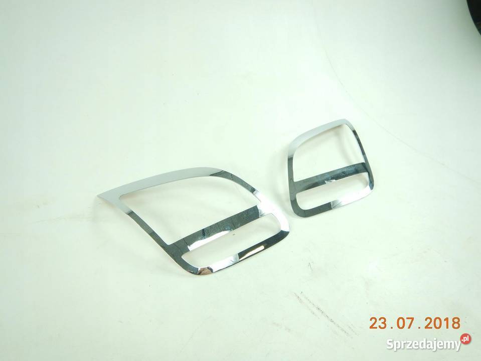 RAMKI PRZEDNICH REFLEKTORÓW CHROM SUZUKI IGNIS osobowe