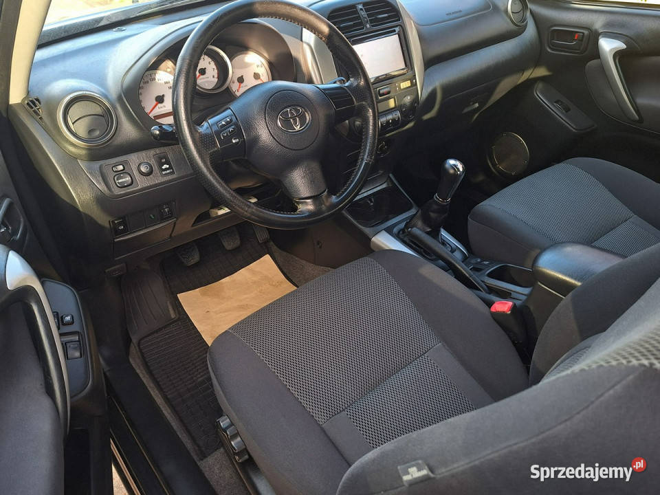 Toyota RAV4 4X4 benzyna 20VVTi z Niemiec PiĘKNA wspomaganie kierownicy Olsztyn sprzedam