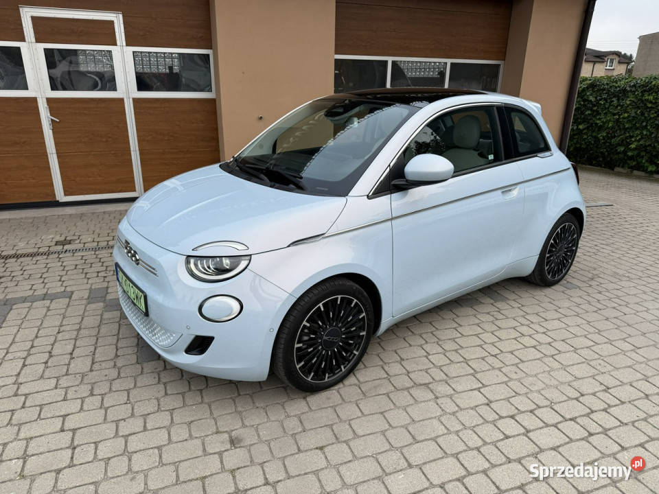 Fiat 500e La Prima Krajowy 1Właściciel Vat23 światła przeciwmgielne Fiat Orzech sprzedam