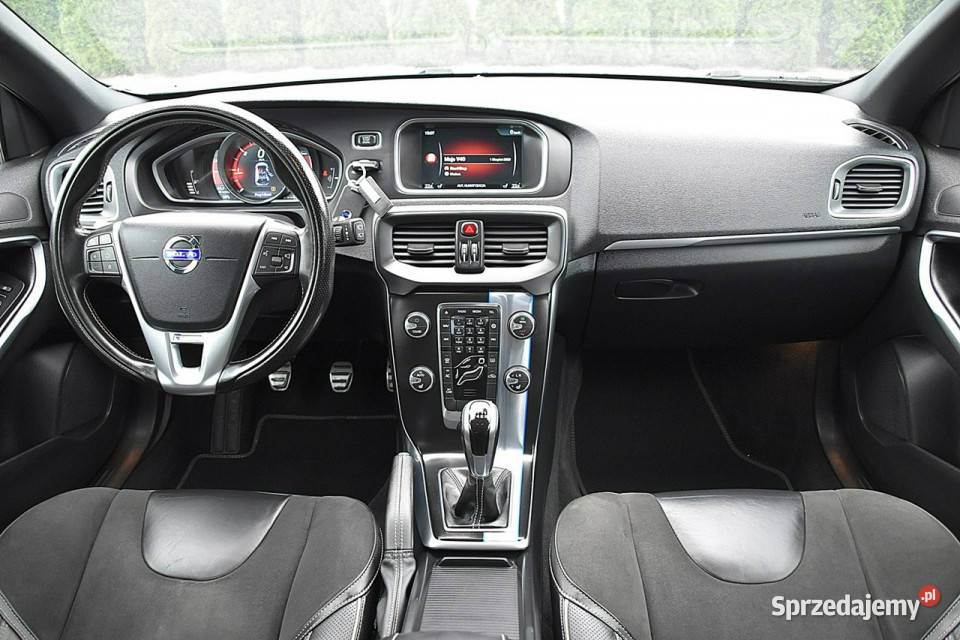 Volvo V40 20D2 120 RDesign Xenon Alcantara Led mazowieckie