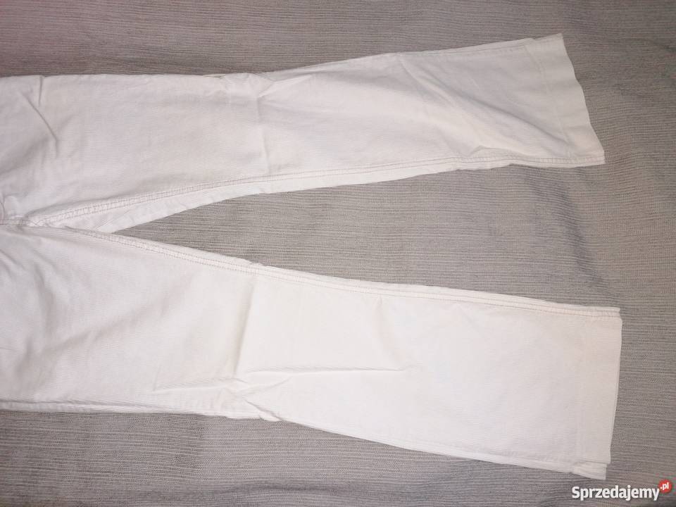 BIAŁE JEANSOWE SPODNIE HOUSE PRĄŻKOWANE RS łódzkie